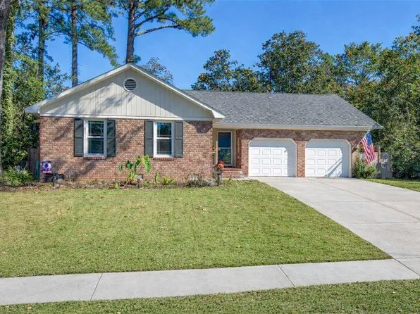 122 Dunmow Dr, Summerville, SC 29485