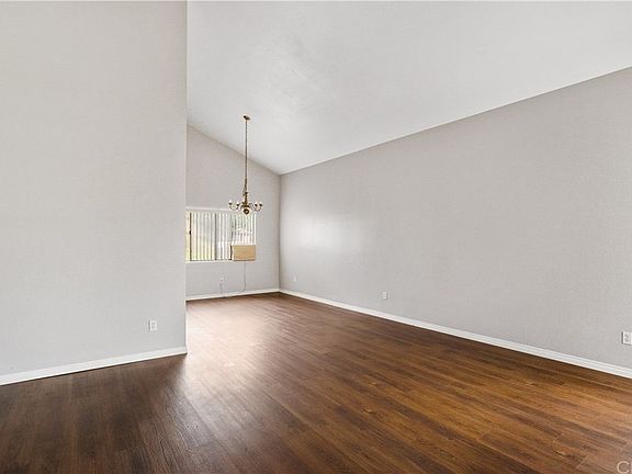 4th image of 845 Lassen Ave