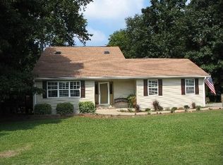 94 Possum Trot Ln, Columbus, NC 28722