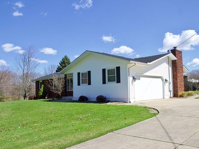 2705 Dal Dr, Barberton, OH, 44203