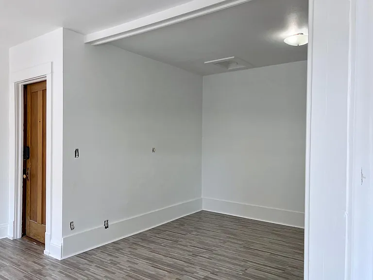 2324 Atwood Ave #1 — Photo 5