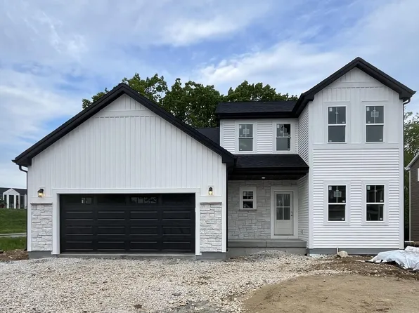 301 Paradise COURT, Hartland, WI 53029