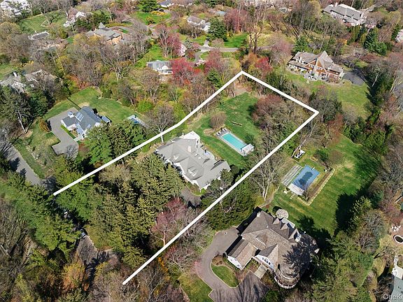 3rd image of 17 Hilldale Lane