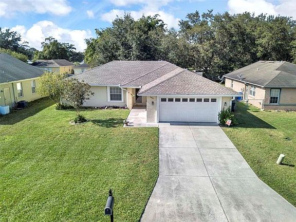 2nd image of 1427 Piccadilly Pl