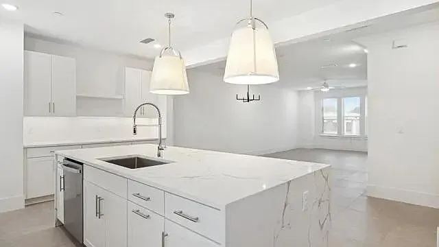 Kitchen 3