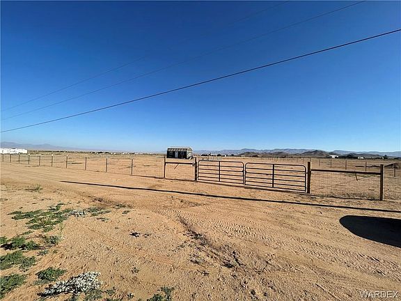 2nd image of 7015 E Nuttal Dr