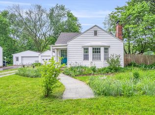 601 S Russell St, Champaign, IL 61821