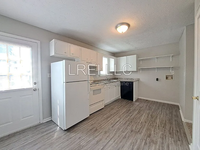 3410 Clingstone Way — Photo 3