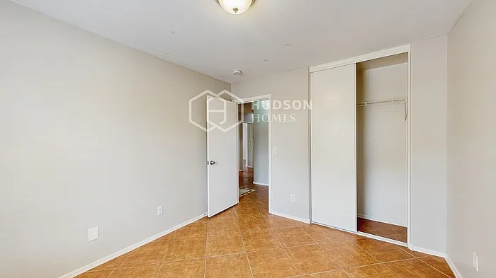 1973 E Lusitano Loop — Photo 16