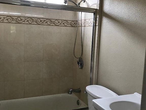 5th image of 3076 Balgray Ct