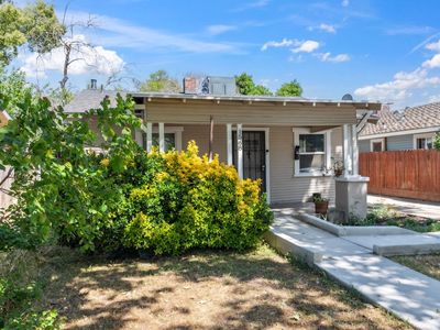 1568 N Glenn Ave, Fresno, CA, 93728