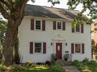 907 10th St NW, Austin, MN 55912