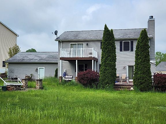 3rd image of 6099 Society Ct