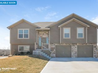 518 Gunnar Dr, Belton, MO 64012