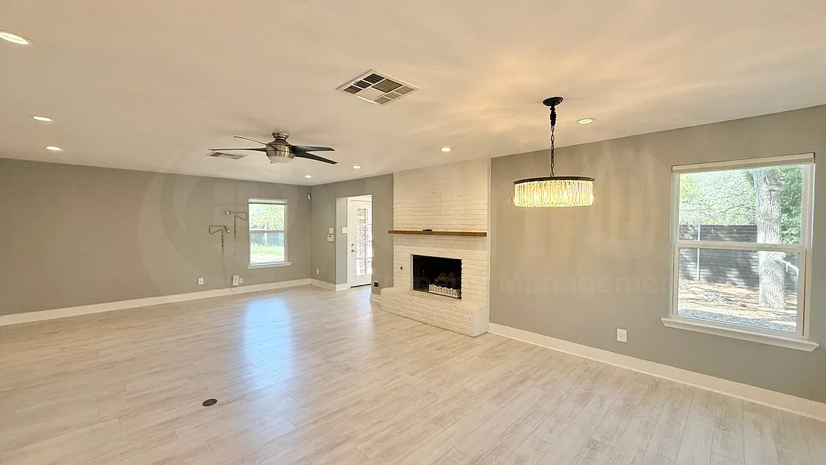 3 bed, 2.5 bath, 1646 sqft, $4,000 — Photo 4