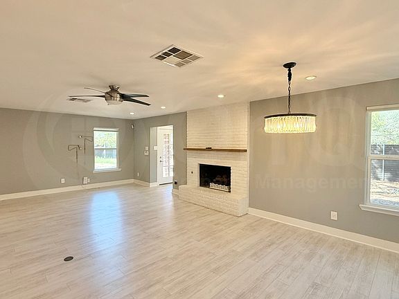 4th image of 1401 Terrapin Ct #A