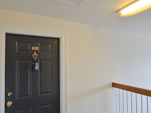 4th image of 44084 Natalie Ter Unit 302
