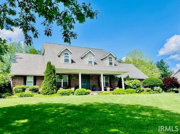 9 Laurel Ln, Bedford, IN 47421