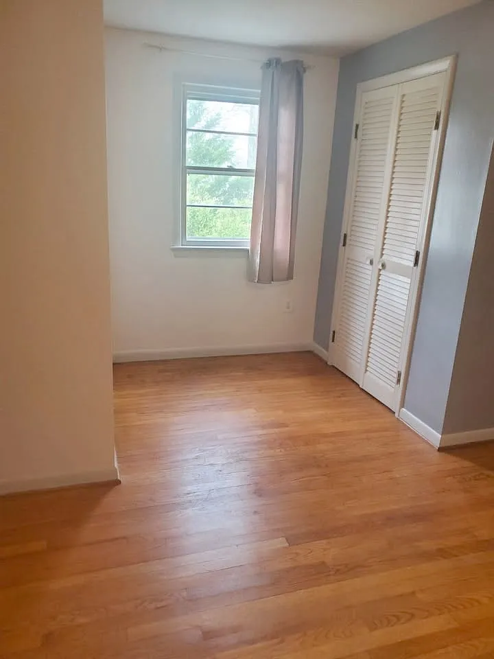 1 bed, 1629 sqft, $550 — Photo 4