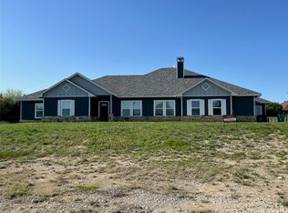 110 Kriston Ln, Springtown, TX 76082