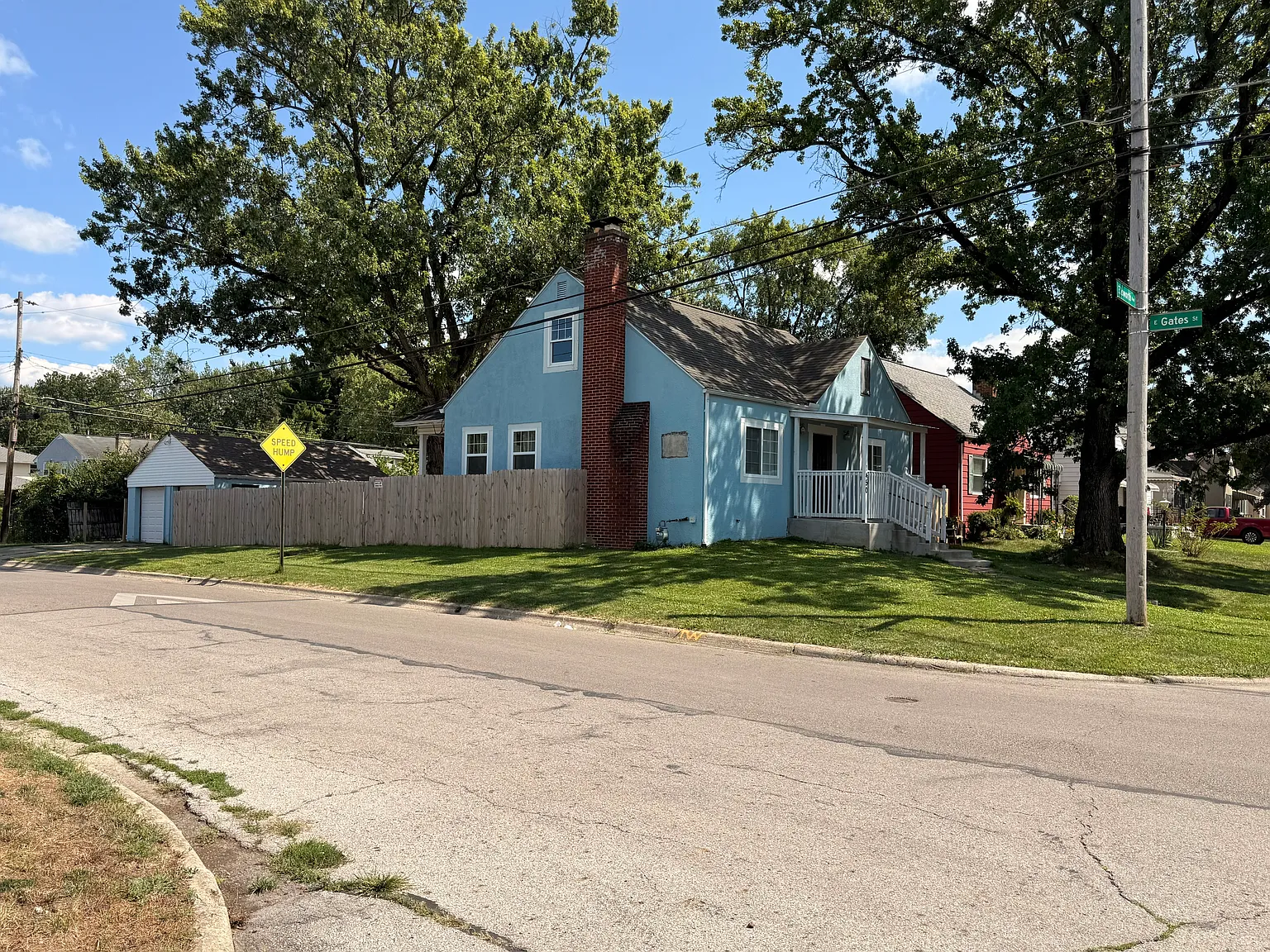 4 bed, 1409 sqft, $2,500 — Photo 1