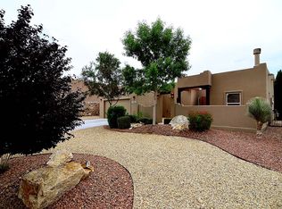1926 El Presidio Dr, Las Cruces, NM 88011
