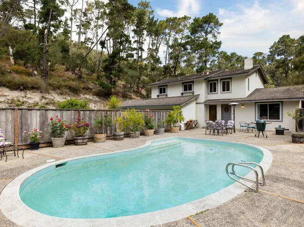 25455 Canada Valley Dr, Carmel, CA 93923
