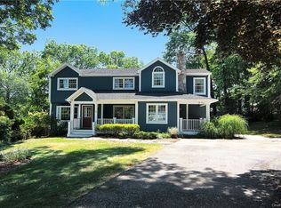 5 Stephen Ct, New City, NY 10956