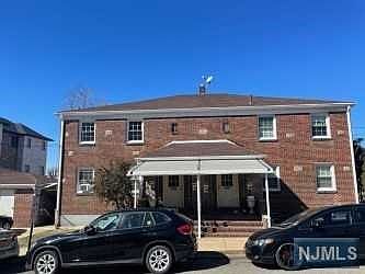 2nd image of 273 9th St #1