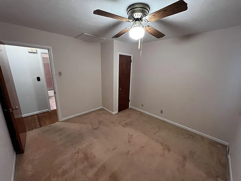 4214 Blossomwood Dr — Photo 18