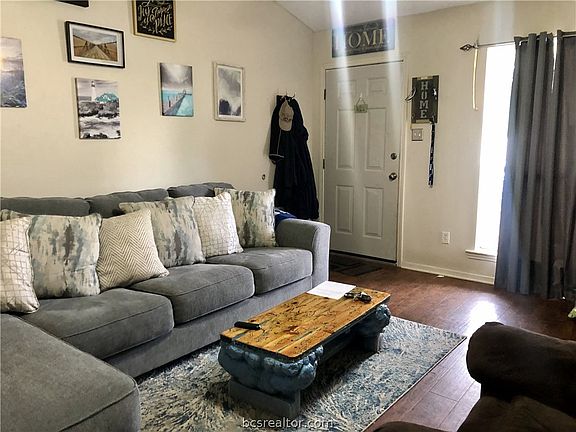 4th image of 3336 & 3338 Lodgepole Ct