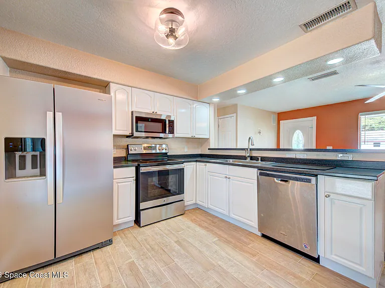 2610 Via Napoli Ct — Photo 10