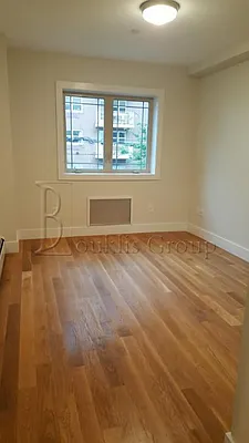 Rented by Bouklis Group | media 28