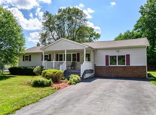 25 Fox Rd, Hopewell Junction, NY 12533