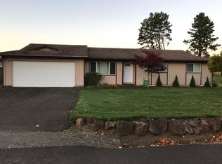 8400 Magnolia Dr, Tillamook, OR 97141