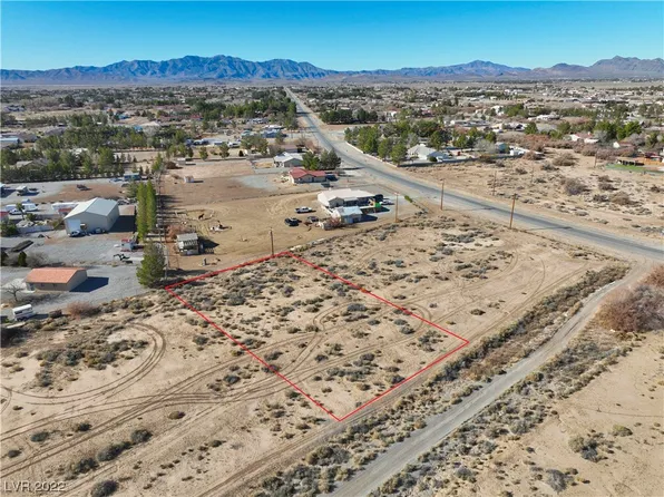 2440 Old West Ave, Pahrump, NV 89048