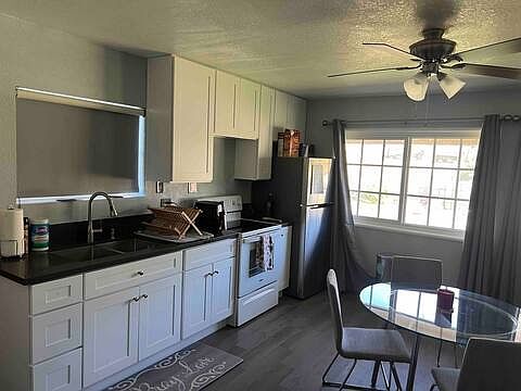 3rd image of 4140 Mount Verde Dr