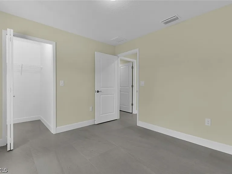 2601 48th St W — Photo 19