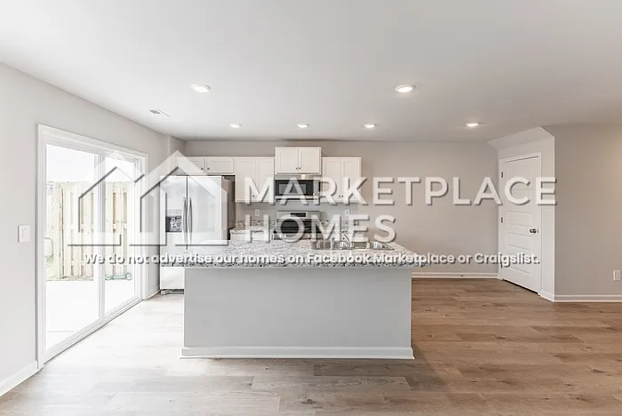 4127 Hudson Rd — Photo 9