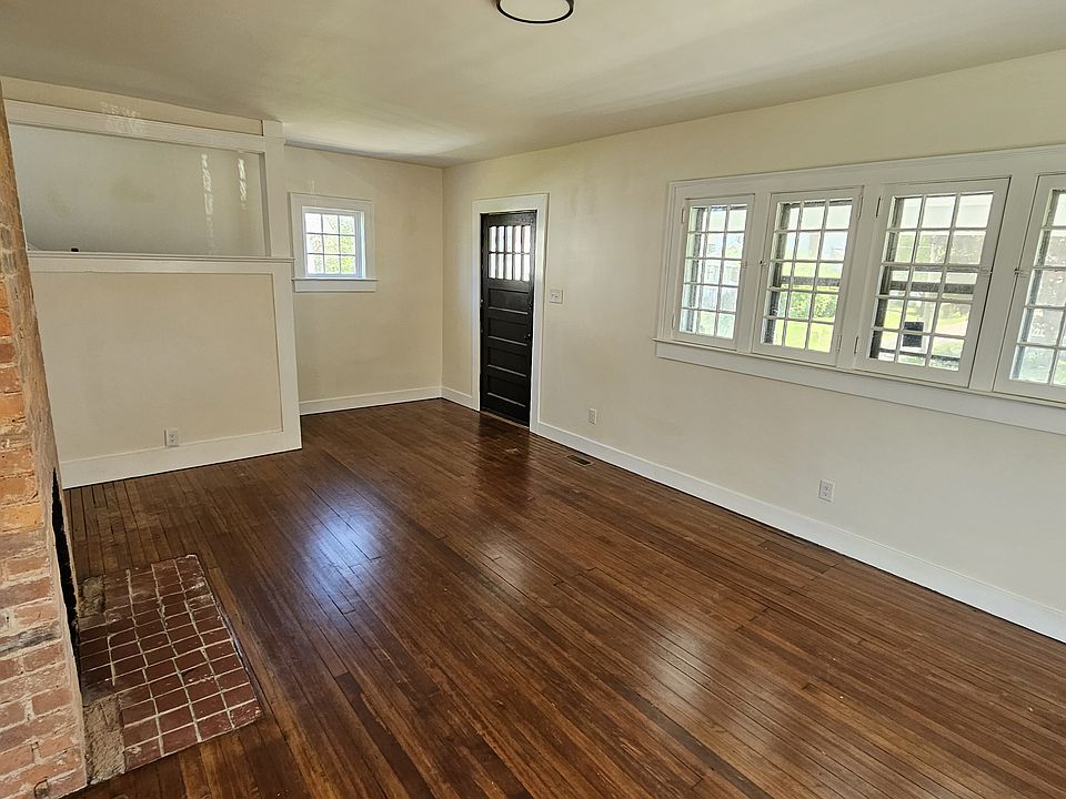 1st image of 329 Belleaire Ave