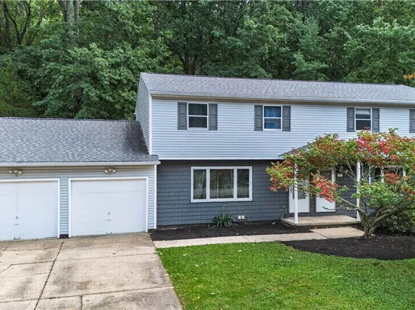 3367 & 3371 Hiwood Ave, Stow, OH 44224