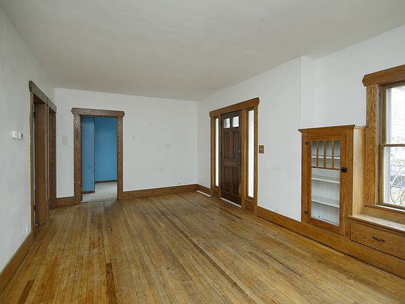 4th image of 197 Highland Ave