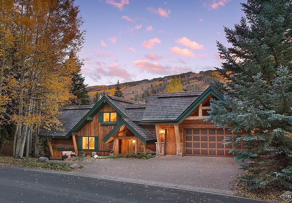 2nd image of 898 Red Sandstone Cir