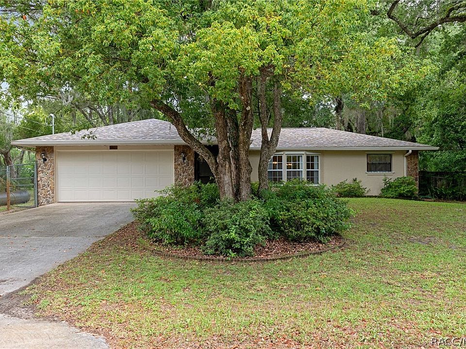 1st image of 5931 N Brookgreen Dr