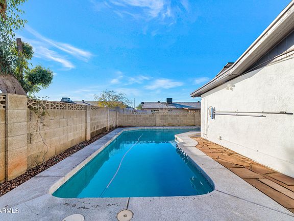 2nd image of 2215 W ORAIBI Drive