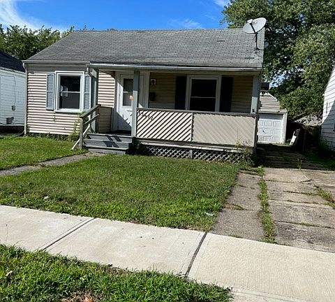 2nd image of 13612 Bennington Ave