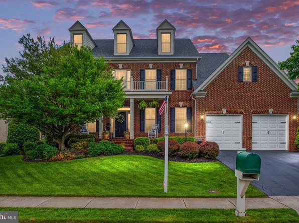 15701 Spyglass Hill Loop, Gainesville, VA 20155
