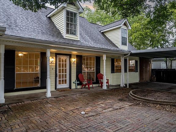 2nd image of 200 Fannin St