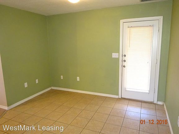 5th image of 6104 79th St Unit B