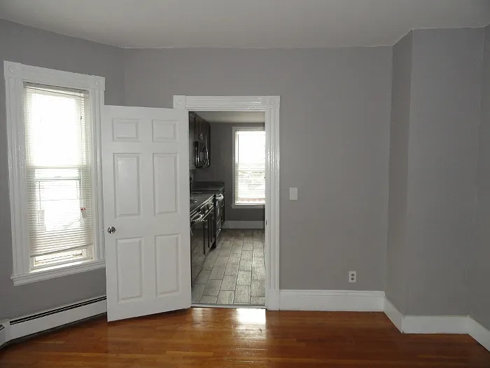 Hancock St — Photo 15